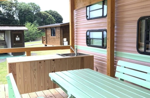 Shima RV Rental | Simple plan with no meals Trailer house no pets/Shima City Mie