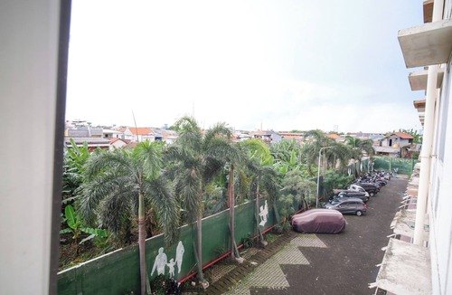 Waru Apartment | Simple Studio At Menara Rungkut Apartment