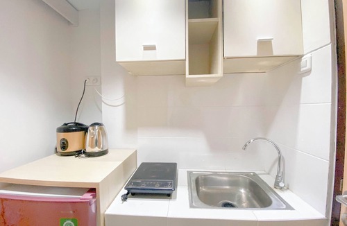 Jatingaleh Apartment | Simple White Studio Apartment At The Alton Semarang