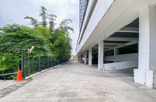 Semarang Apartment | Simply And Homey Studio (No Kitchen) Room Apartment Paltrow City