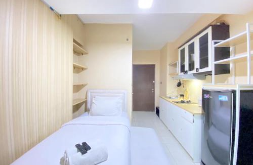 Cileunyi Apartment | Simply Homey Studio at Stanford Jatinangor Apartment By Travelio