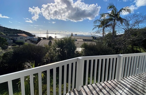 Cable Bay House | Simply Sunny