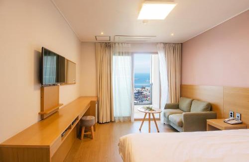 Downtown Hotel | Sims Hotel