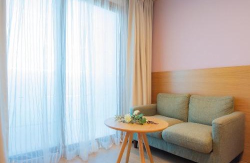 Downtown Hotel | Sims Hotel