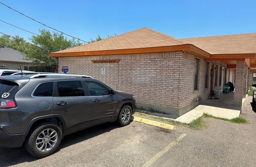 Eagle Pass Apartment | Sinai Place - 2 bedroom/1 bathroom - Your perfect retreat!