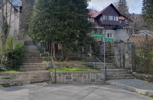 Sinaia Apartment | Sinaia Very Close to Cable car and City Cente. Only 25 Minutes From Peles Castle