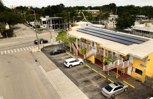Northeast Miami Hotel | Sinbad Motel
