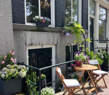 Burgwallen Nieuwe Zijde House | Singel Residence