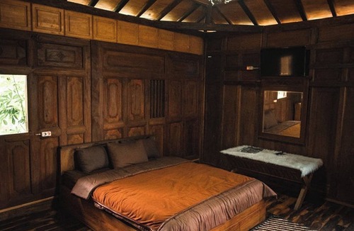 Kertek House | Singgasana Villa & Resto