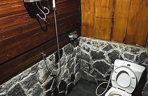 Kertek House | Singgasana Villa & Resto