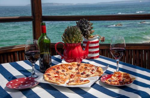Keurboomstrand Cabin | Singing Kettle Beach Lodge