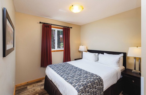 Jasper East Cabin | Single Bedroom Unit in the Mountain