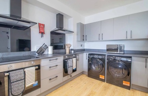 Grangemouth Apartment | Single ensuite room nr Falkirk with self-check-in