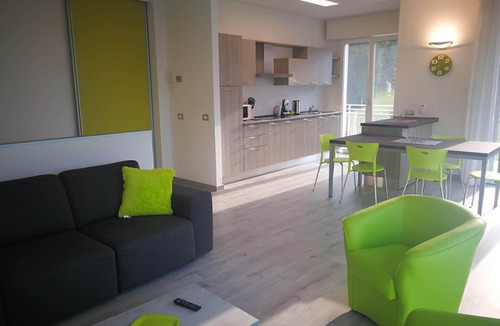 Malcesine House | Single house, 2 double and 1 single room A/C and wifi "La Svolta Holidays"