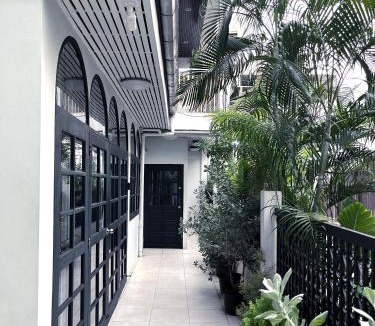 Wattana House | Single house 4BR parking and kitchen in Sukhumvit49-1