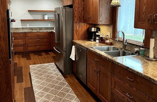 New Philadelphia House | Single-Level 3BR Furnished Rental, Extended Stays Welcome