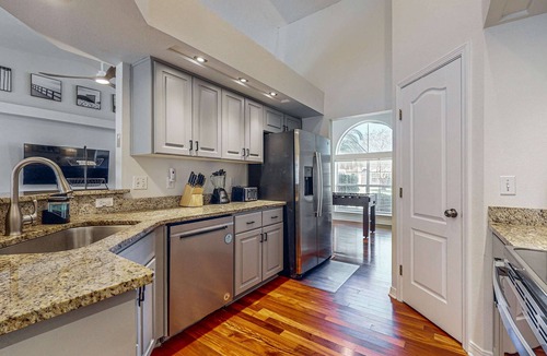 Ono Island House | Single-level home with fenced yard, private pool & washer&dryer