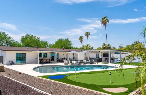 Shea North Estates House | Single-Level Scottsdale Resort Home | Pool, Hot Tub & Basketball Court
