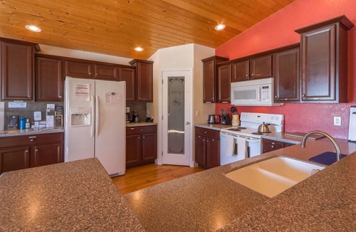 Westcliffe House | Single Level w/Hot Tub and patios with 360° Views!