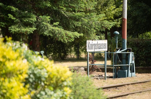 Pasewalk Bed & Breakfast | Single room 101 - Lokschuppen Pasewalk- Guest houses with double room, single room and kitchen