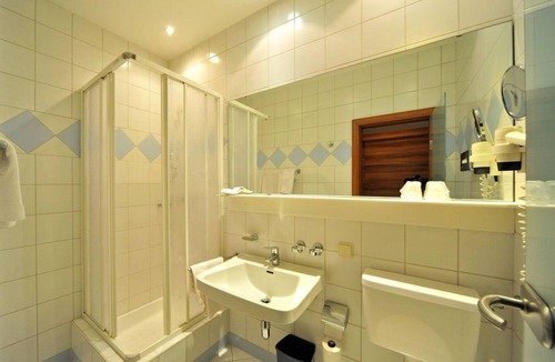 Spittal an der Drau House | Single room with shower/WC - Hotel Ertl
