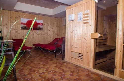 Guestrow House | Single room comfort - Hotel Am Tierpark *
