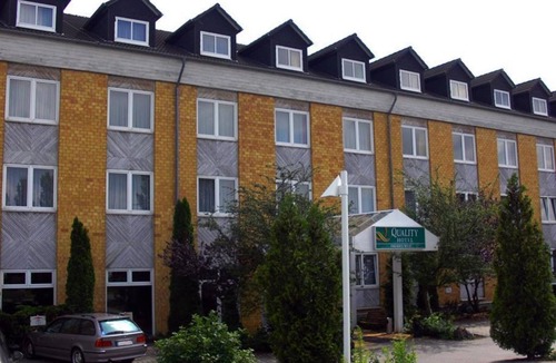 Kesselsdorf House | Single room queen-size, shower or bath, WC - Quick Hotel Dresden West