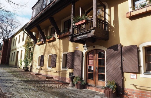 Cottbus Bed & Breakfast | Single room with shared bathroom 1 - Youth guest house