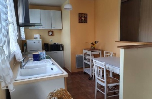 LʼAiguillon-sur-Mer House | Single-story house with garden, pets on request, near the beach