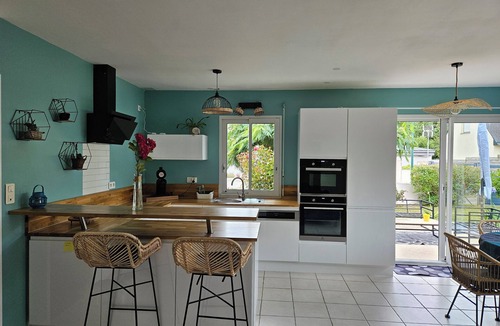 Quimper House | Single-storey house with enclosed garden