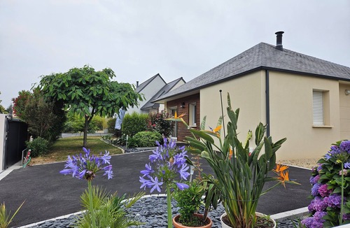 Quimper House | Single-storey house with enclosed garden