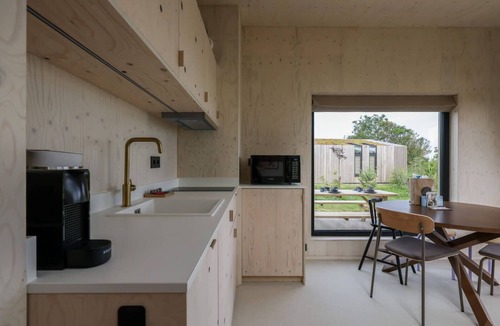 Westkapelle Cabin | Single-storey tiny house for 4 in Westkapelle | Zeeuwse Liefde – Tiny House 9