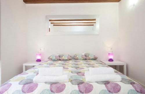 La Roqueta Apartment | Singular Apartments Station