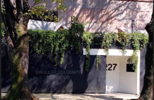Miguel Hidalgo Hotel | Singular Goldsmith