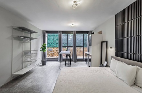 Miguel Hidalgo House | Singular Goldsmith