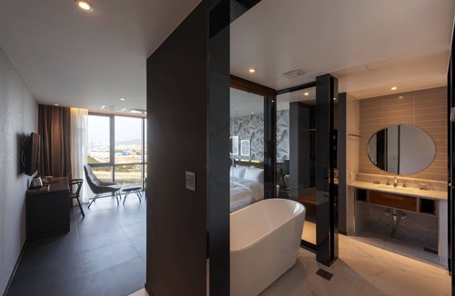 Sinho Hotel | Sinho Brown-dot