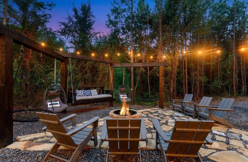 Pickens Cabin | Sip and Stay Hideaway