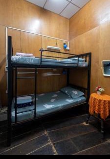 Chakkrawat Hostel | Sip N' Camp