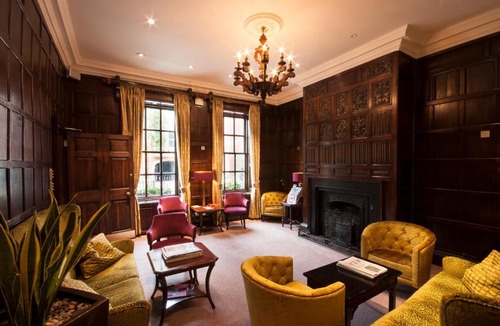 Windsor City Centre Hotel | Sir Christopher Wren Hotel