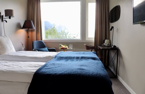 Tonstad Hotel | Sirdalsvatnet Hotel