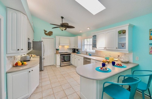 Anna Maria House | Sirenia Cove - Lg Htd Pool/Hot Tub/Canal/Backyard Beach/Dock/AMIHomeRental
