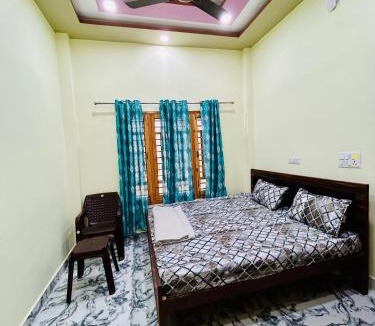 Misrikh Hotel | Siri gurunanak dev dham