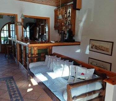 Parikia Apartment | Siroco's Rooms And Studios