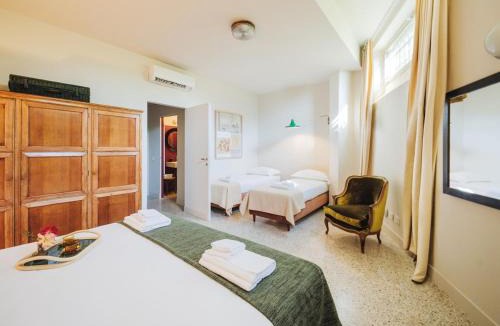 Santa Maria Novella Apartment | Sissi - Spacious Apartment with Large Living Area