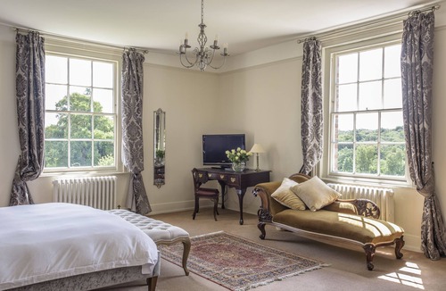 Abbess Roding Bed & Breakfast | Sissinghurst Castle Farmhouse