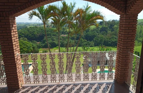 Pinhalzinho House | Sitio amplo e confortável para seu lazer