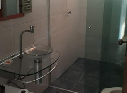 Salesopolis House | Sitio com piscina , e lago para pesca , churrasqu.
