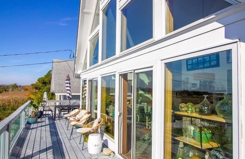 West Cape May House | Situated between the hustle and bustle of downtown Cape May and the gorgeous sunsets of Sunset Beach.