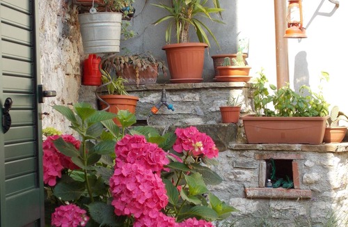 Borgo a Mozzano House | Situated in an authentic Tuscan hilltop village,
