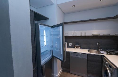 Century City Apartment | Six One Five at Matrix
